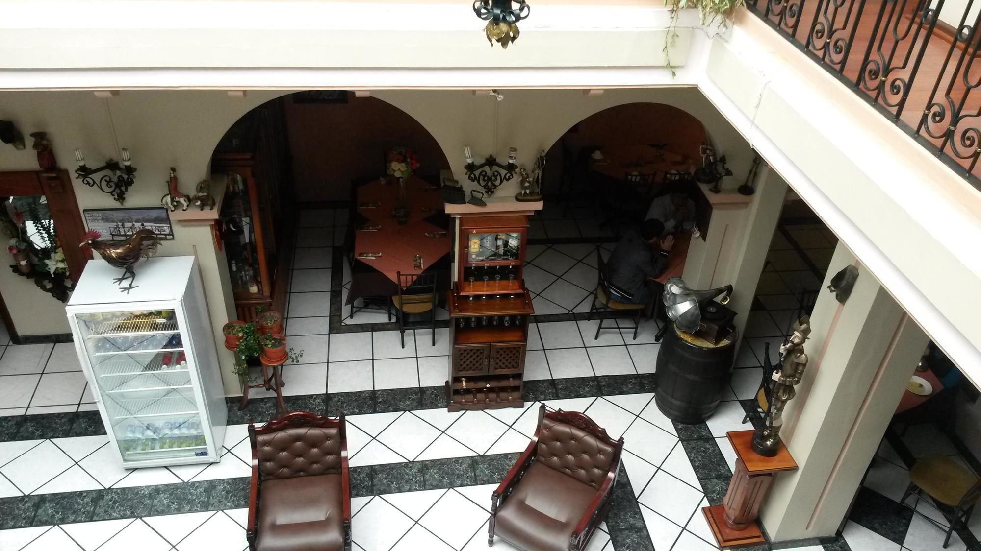 Hotel El Quijote Куэнка Экстерьер фото